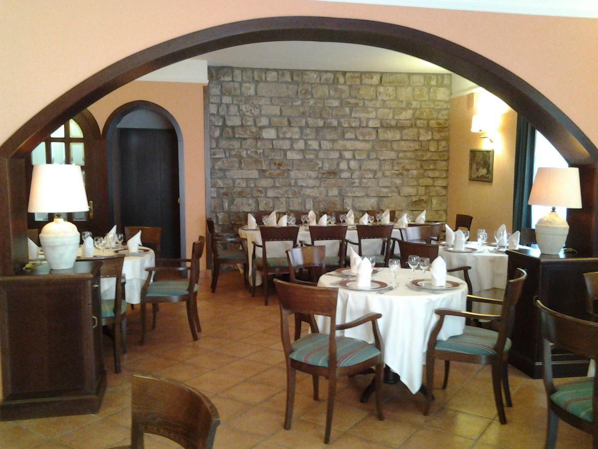 Casale Maginulfo Hotel Roccamandolfi Екстериор снимка