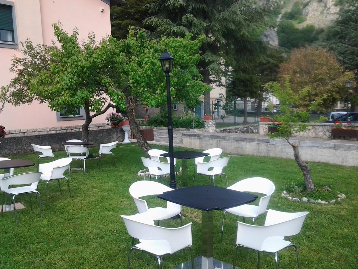 Casale Maginulfo Hotel Roccamandolfi Екстериор снимка